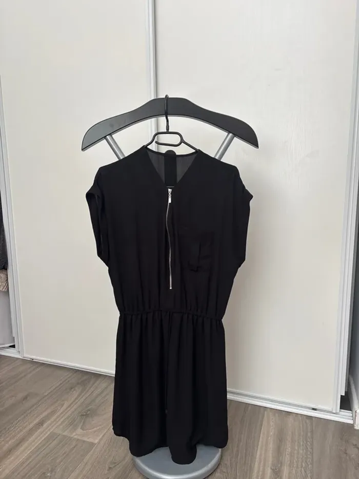 Robe noire