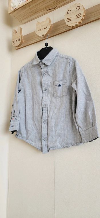 Chemise manches longues grise okaidi 3 ans