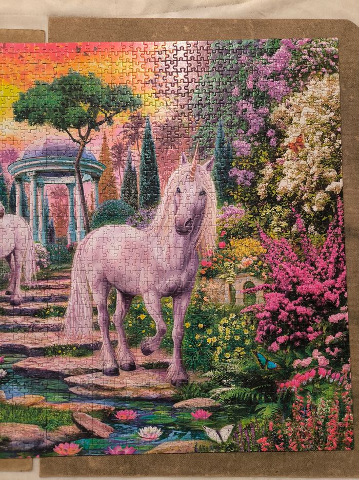 Puzzle Le jardin des licornes Clementoni 2000 pièces - photo numéro 6