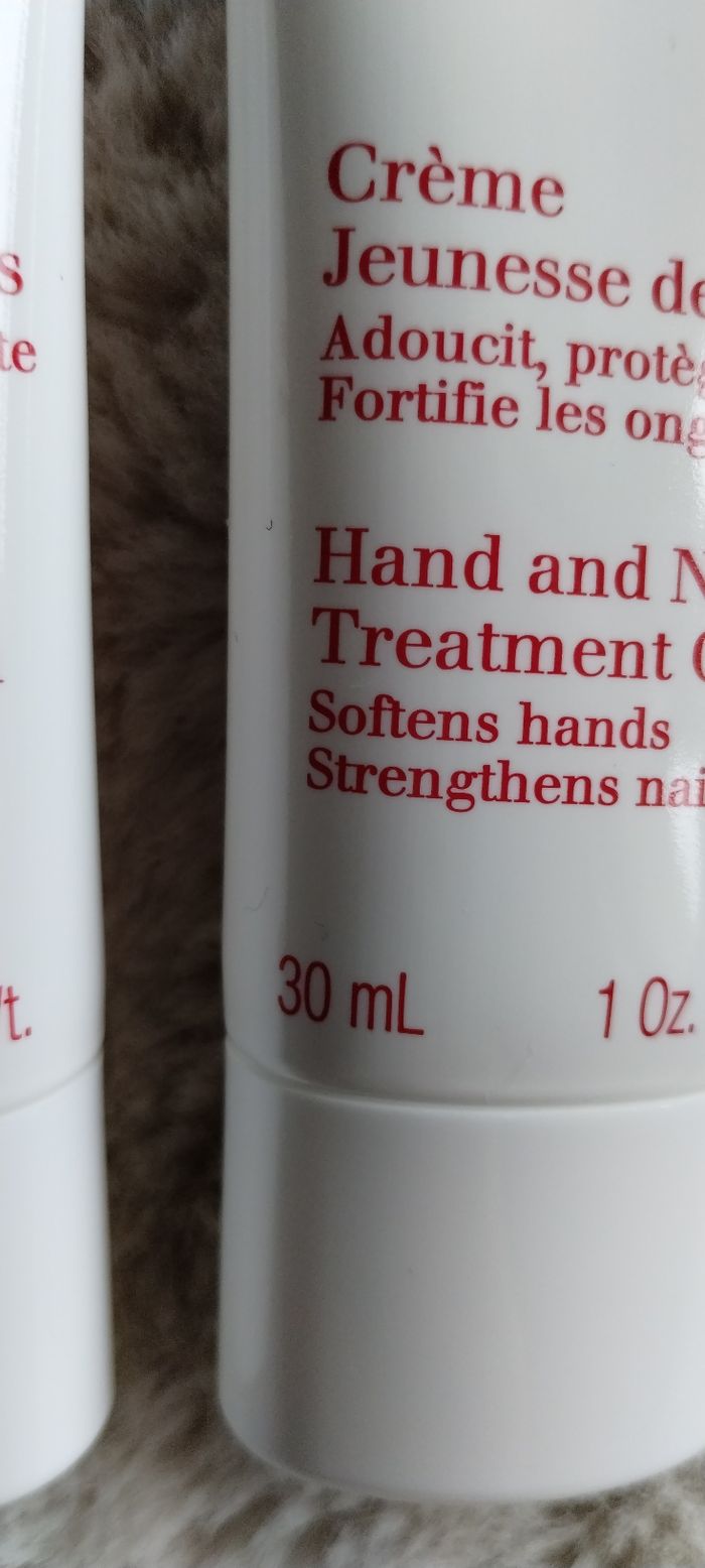 2 crèmes mains Clarins - photo numéro 2