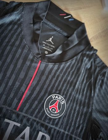 PSG maillot 25-26 taille M