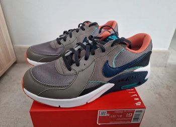 Basket Nike Air Max Excee 39 Neuve