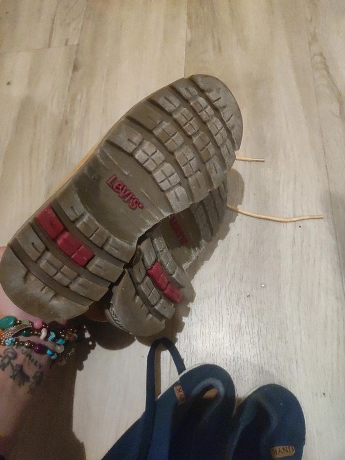 Lot de chaussures garçon taille 35 - photo numéro 10