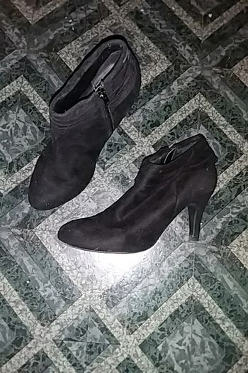 Chaussures à talon fermées