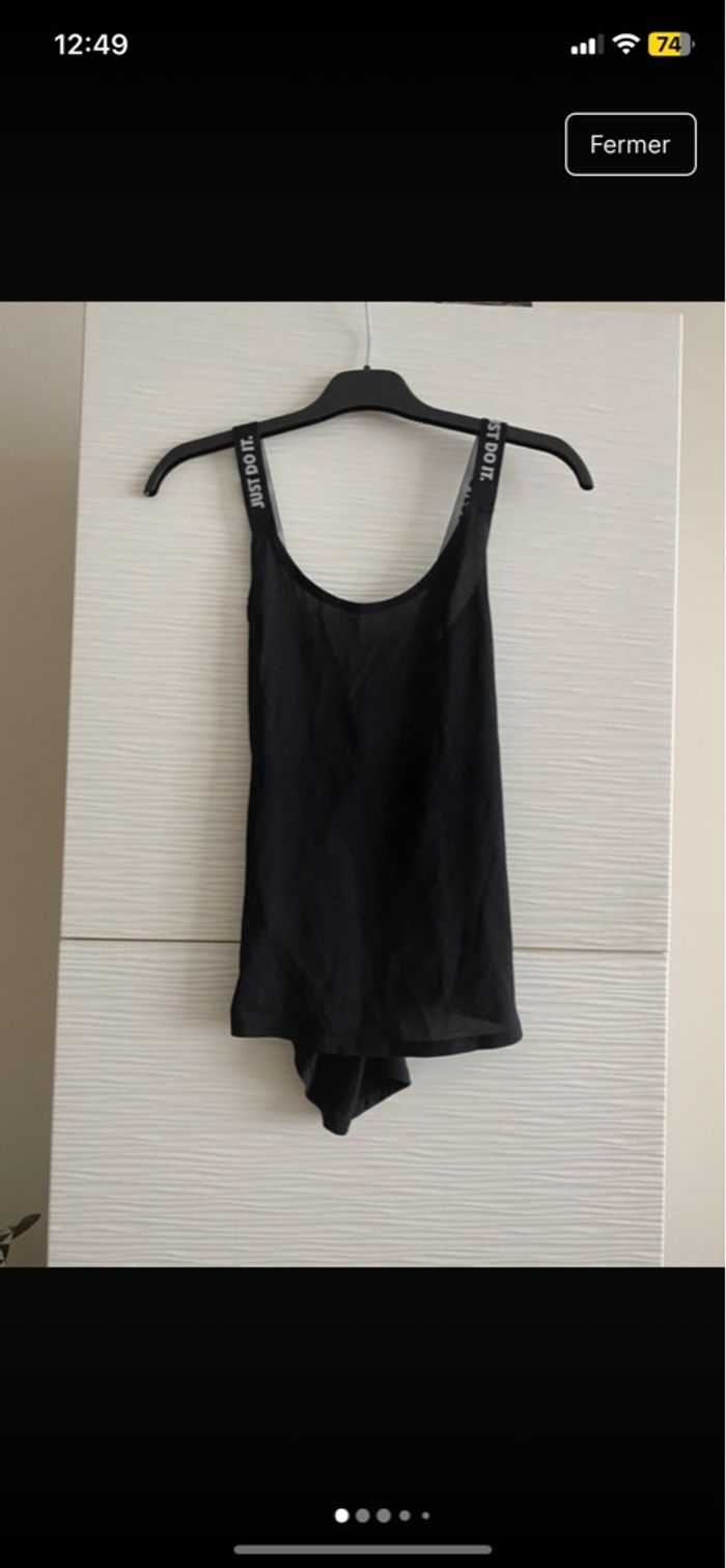 Haut de sport noir - Nike