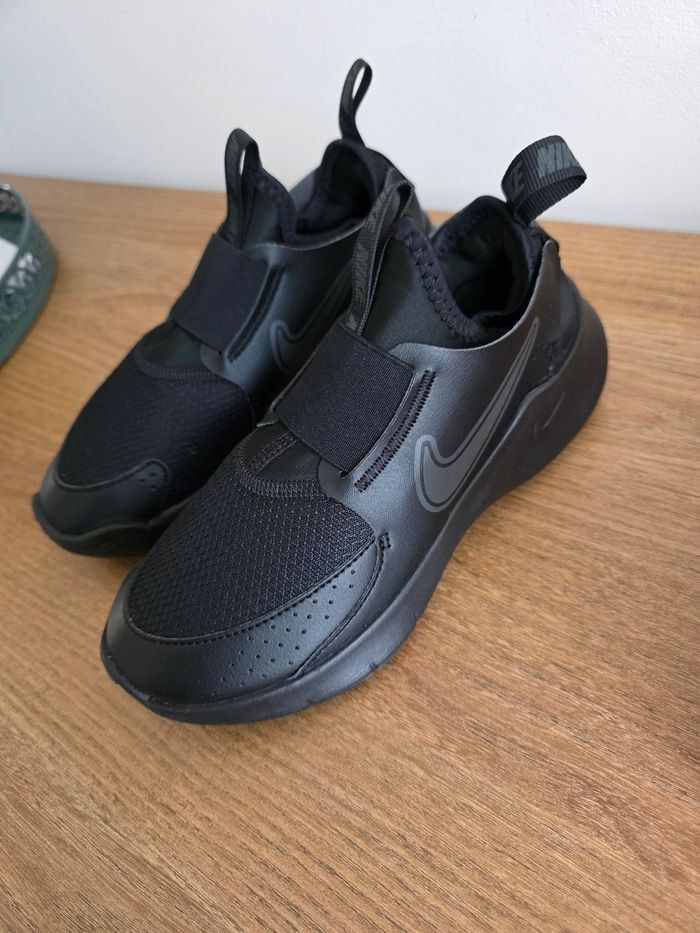 Nike 34 - photo numéro 2