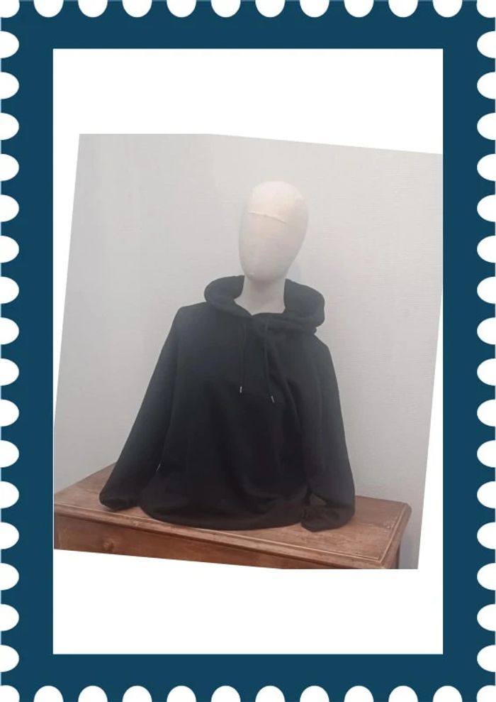 Sweat à capuche Kiabi taille 38/40 - photo numéro 2