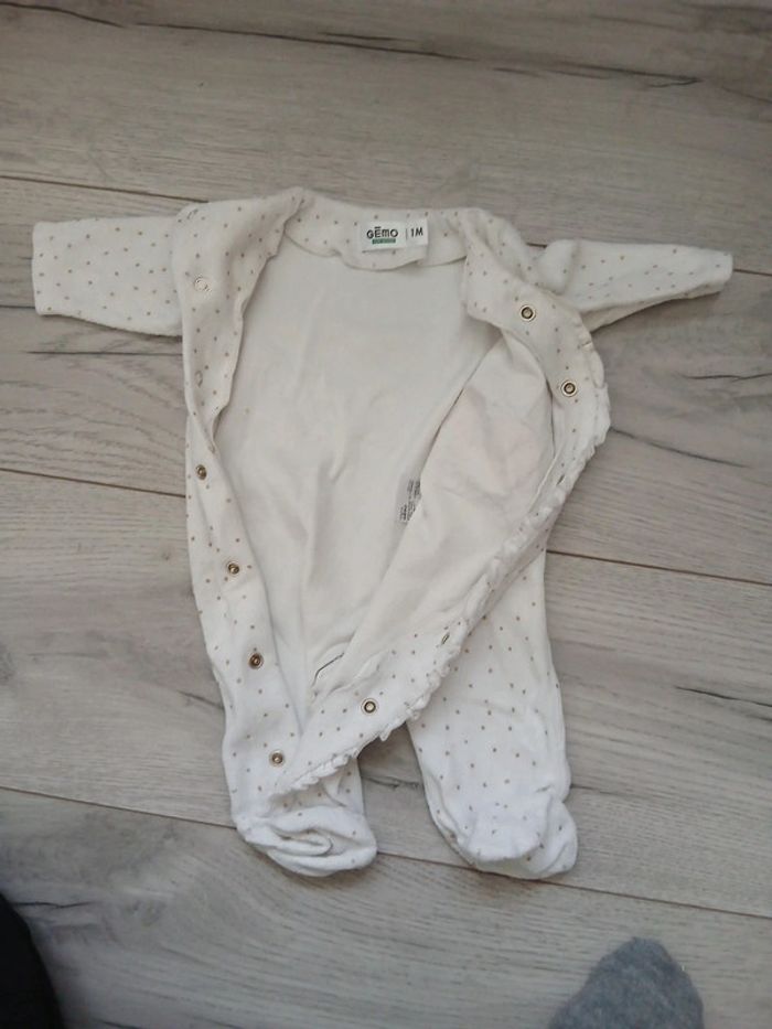 Pyjama velour ~ Gemo ~ 1mois - photo numéro 4