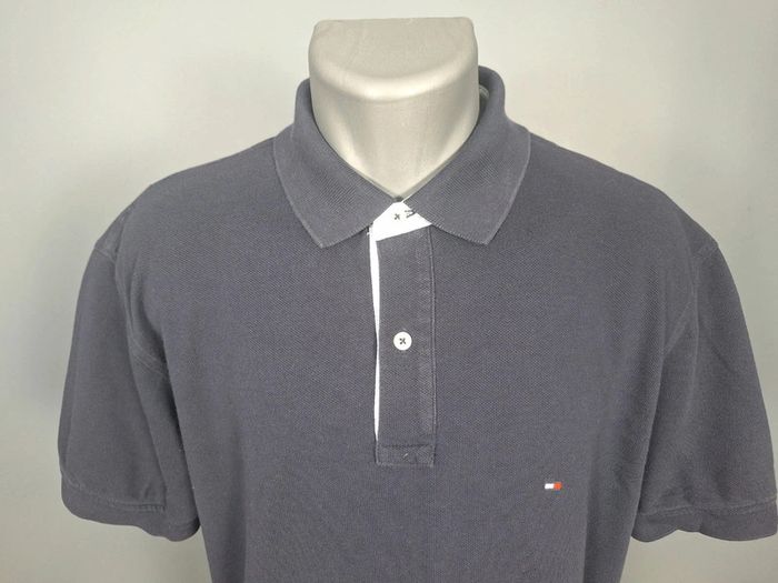 Polo tommy hilfiger bleu foncé - taille L - 100% coton - brodé (36) - photo numéro 2