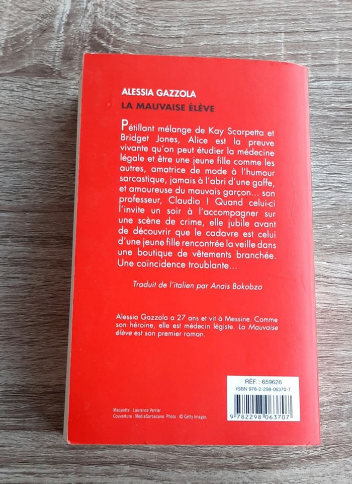 La mauvaise élève d'Alessia Gazzola - photo numéro 2