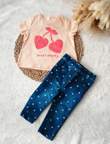 Tenue bébé fille t-shirt Neuf et jean 12 mois Bon état 