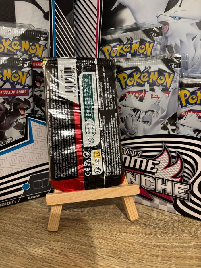 Booster Pokémon Mega-Evolution reconditionné - photo numéro 2