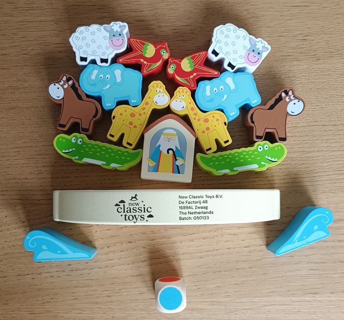 Jeu en bois d'équilibre l'Arche de Noé New Classic Toys 2 ans + - photo numéro 5