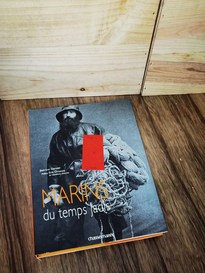 D4284 - livre "marins du temps de jadis"