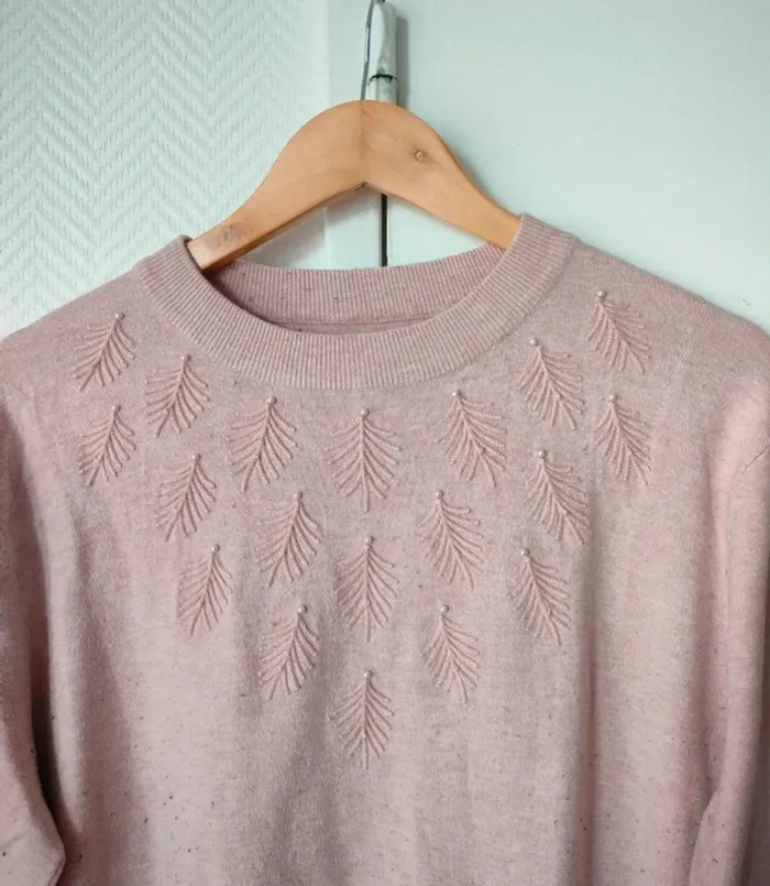 Pull rose Perles taille 46/48 - photo numéro 2