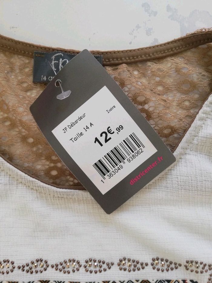 Haut neuf - photo numéro 3