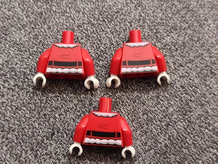 Lot 3 bustes rouges Lego Noël - jamais utilisées - parfait état - vrai Lego - photo numéro 3