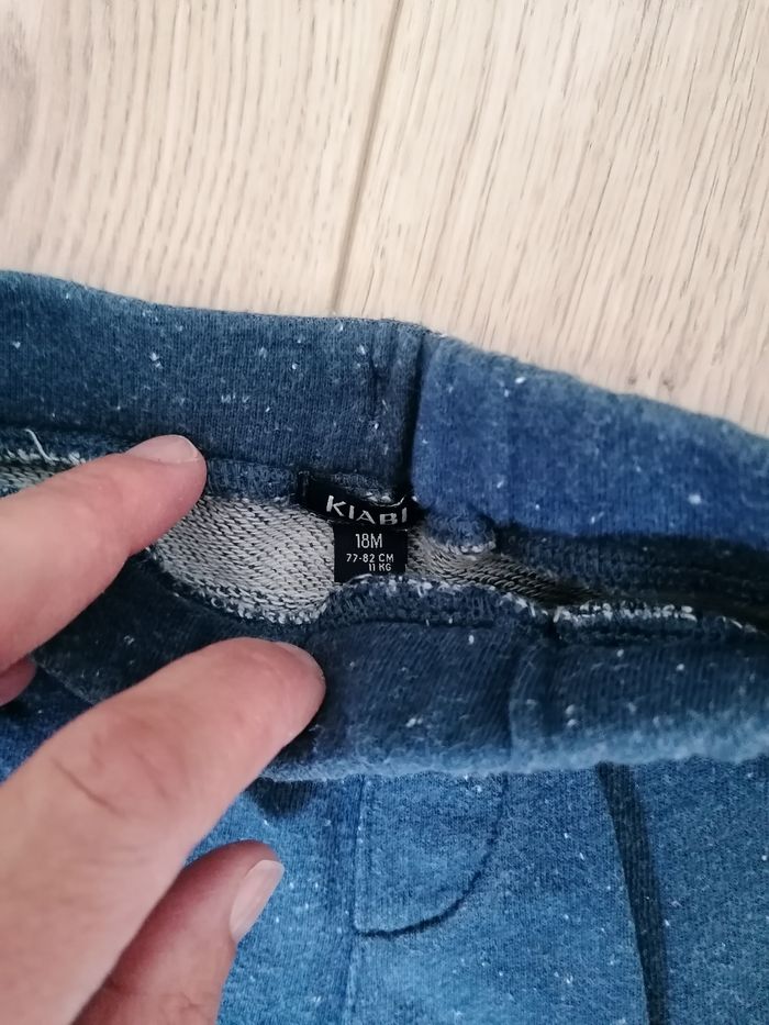 Short en molleton bleu marine chiné Kiabi 18 mois - photo numéro 2