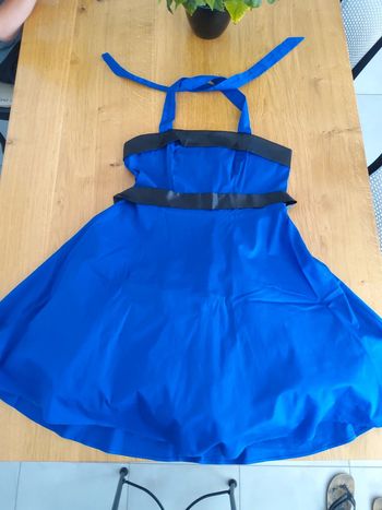 Robe style vintage bleu roi