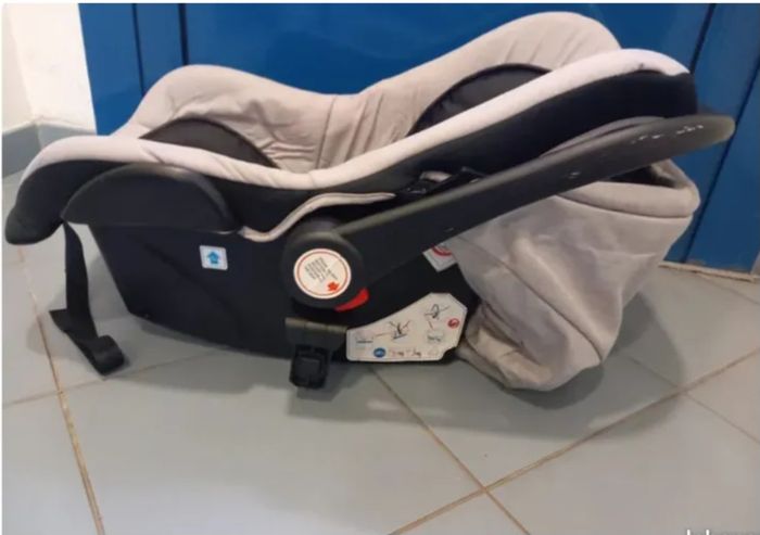 Poussette 3 en 1 avec siège auto - photo numéro 4