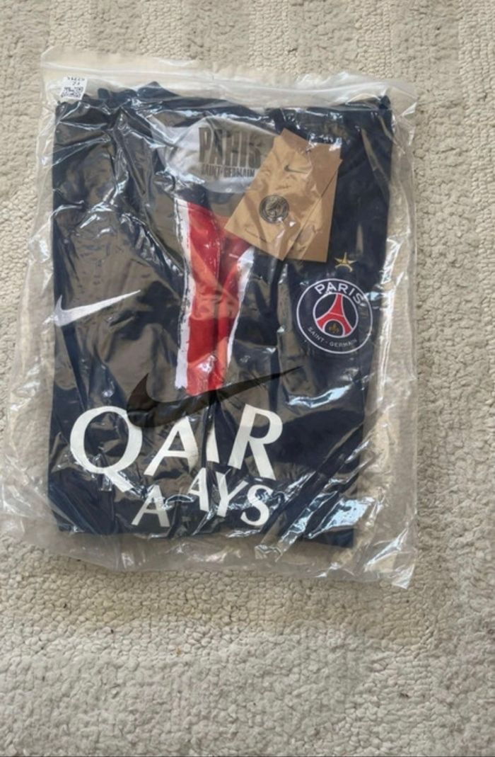 Maillot de foot Paris avec étoile - photo numéro 6