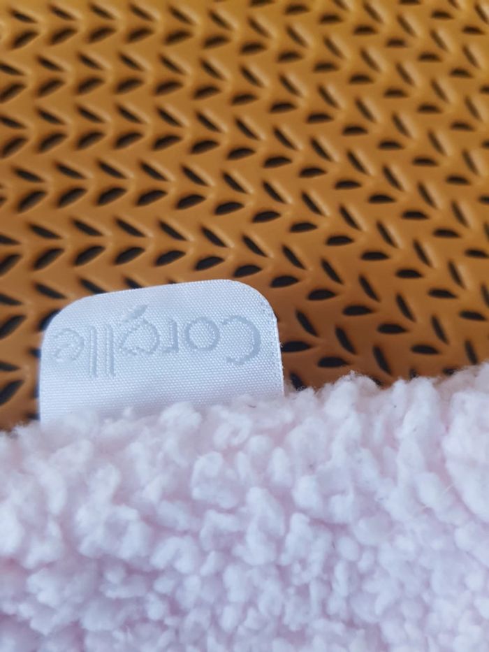 Doudou plat rose corolle - photo numéro 4