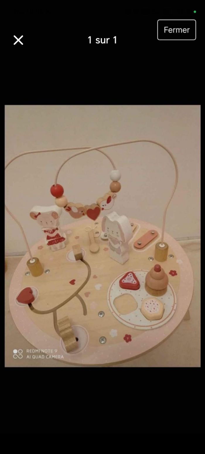 Table d'éveil vertaudet