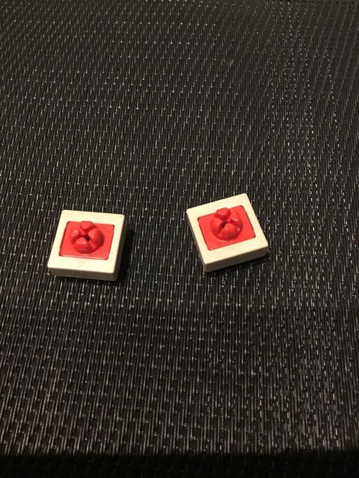 Playmobil lot 2 haut de poteaux supports drapeaux piste obstacle 5224 piste hippique - photo numéro 2