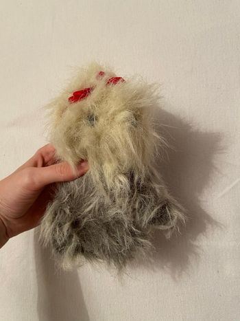 Peluche chien poils long
