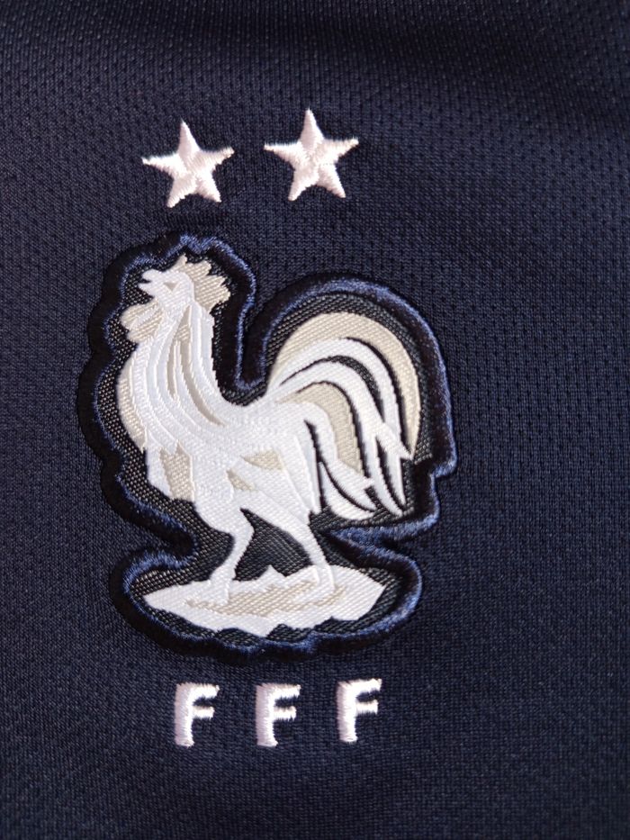 T shirt Mbappé 🇫🇷 ⭐⭐ - photo numéro 3