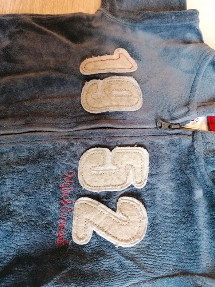 Training velour 9mois - photo numéro 3