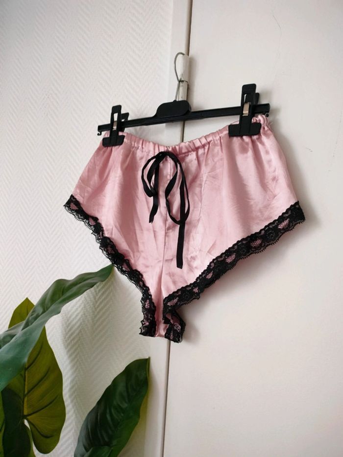 Short satin rose taille S