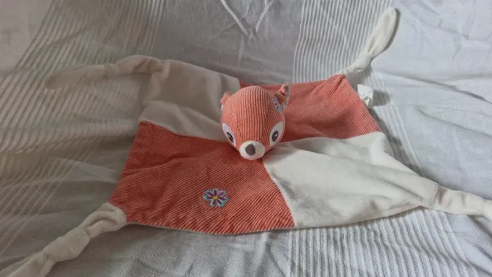 Doudou plat Faon /biche carré blanc - photo numéro 3