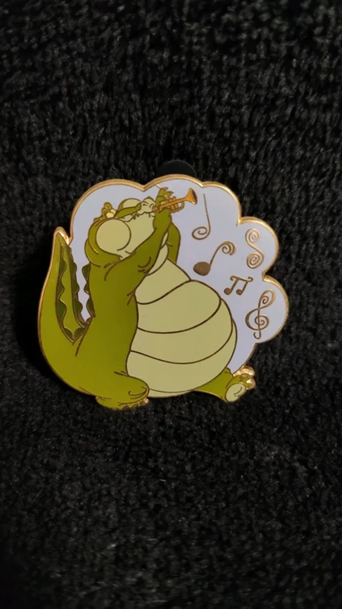 Lot pin's Disney starter pack plus un la princesse et la grenouille - photo numéro 5