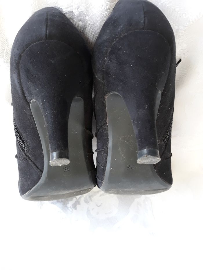 Faby27800 Chaussures Low Boots couleur noire Taille 38 - photo numéro 3