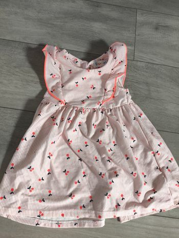 Robe cerise