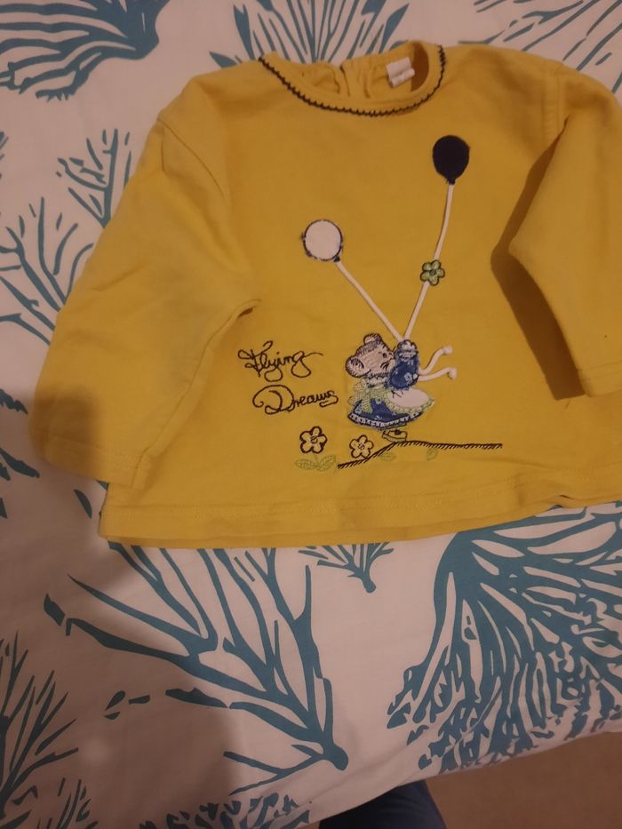 Vends pull bébé fille