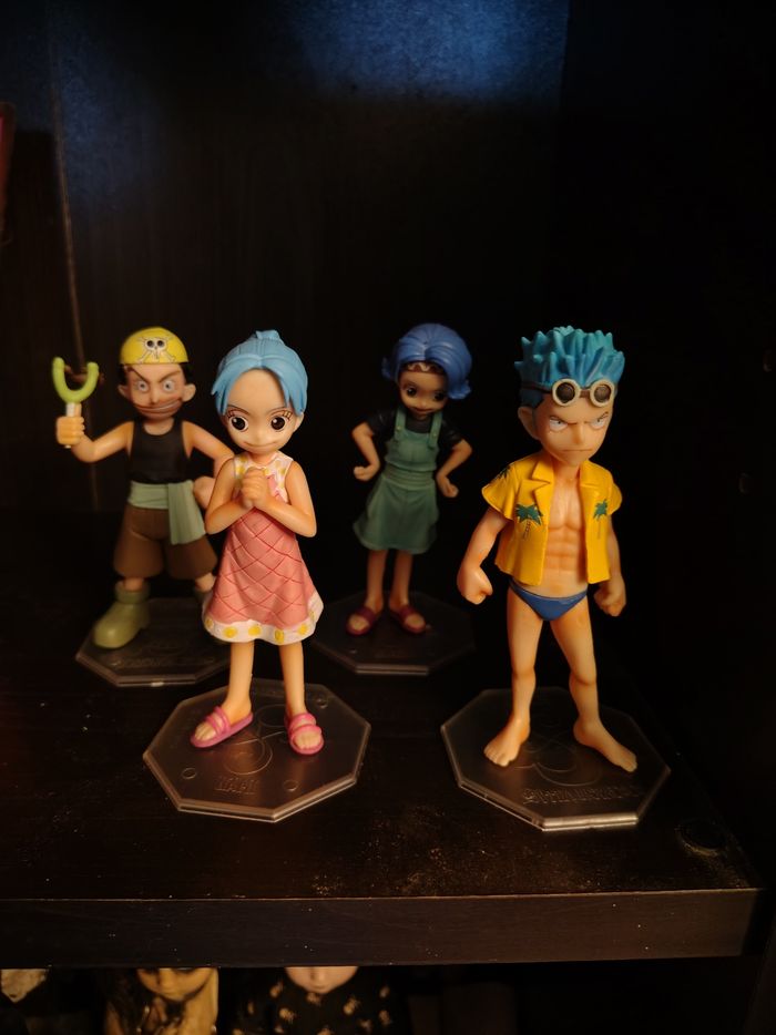 Lot de 4 figurines One Piece non officielles style Portrait of pirates (Usopp, Vivi, Franky, Nojiko)