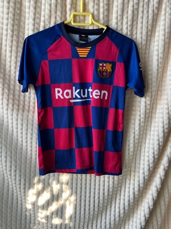 T-shirt foot