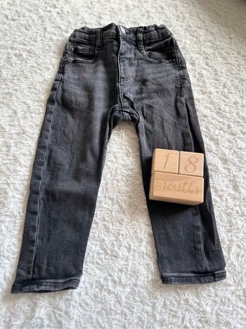 Jean noir 18/24 mois