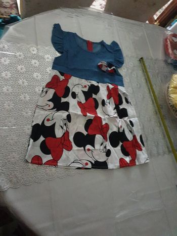Robe neuve minnie 4 ans