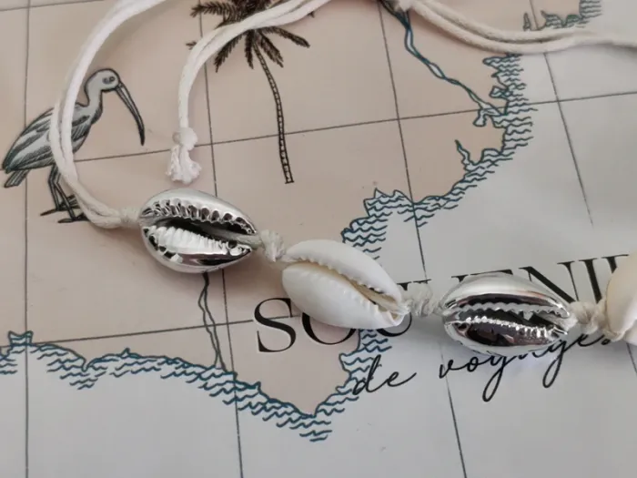Bracelet coquillages argent et blanc - photo numéro 2