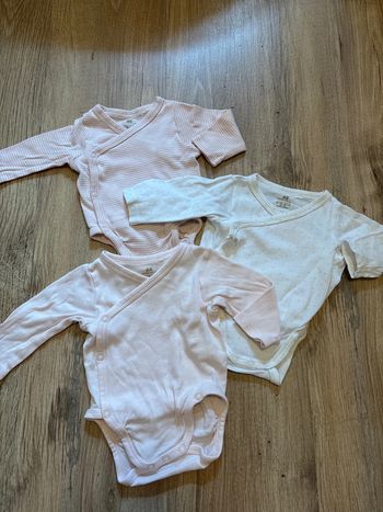 Lot 3 bodies H&M 3 mois