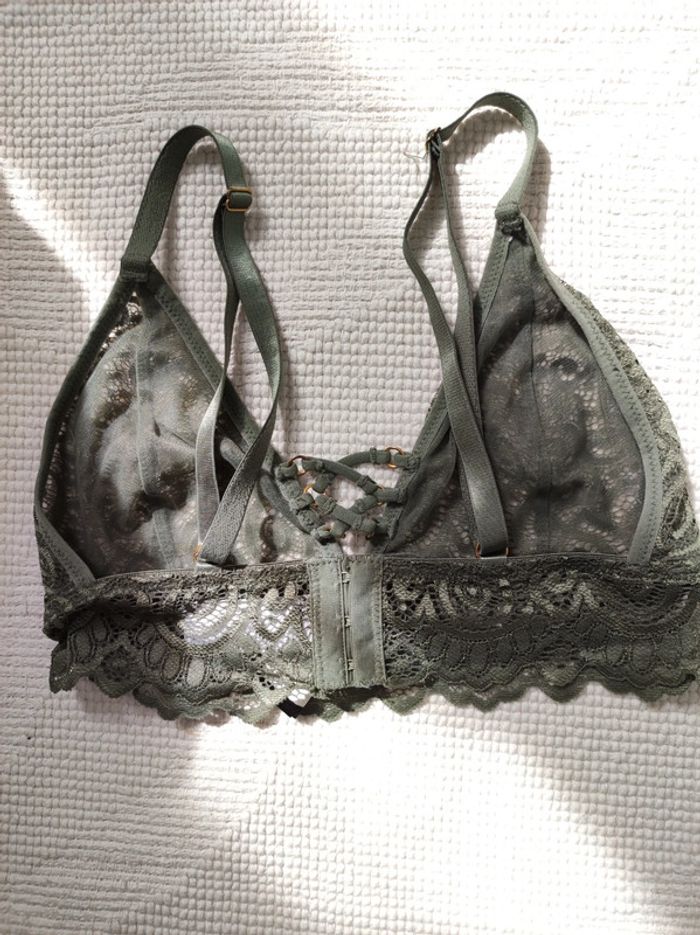 Soutien gorge kaki - photo numéro 2