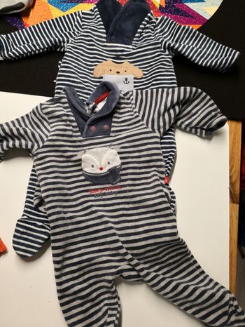 Lot 2 pyjamas