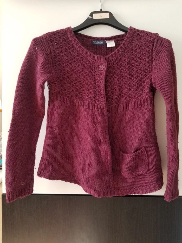 Joli gilet tricoté