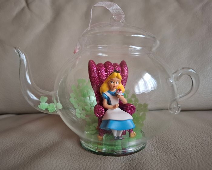 Ornement Décoration de Noël Alice au pays des merveilles Disney - photo numéro 9