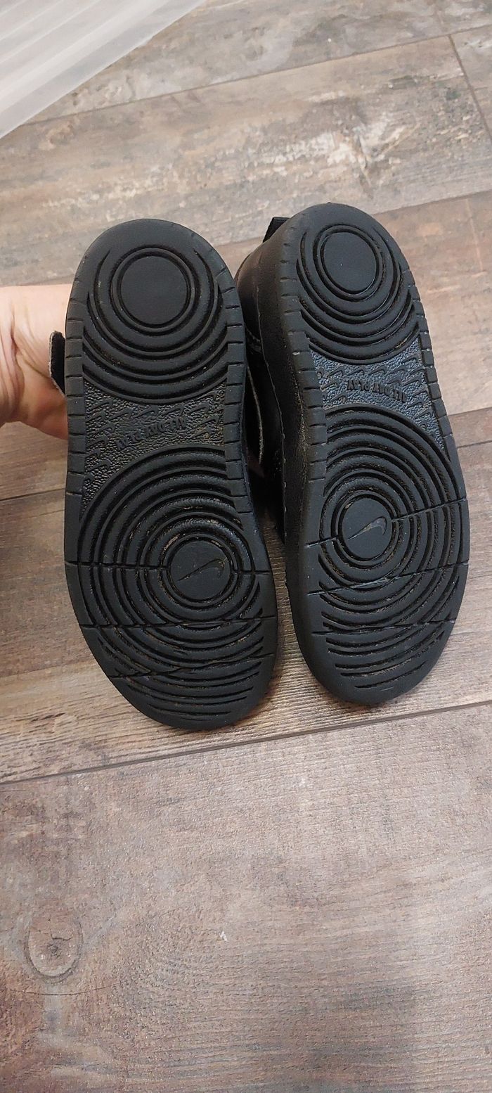 Nike 27 - photo numéro 3