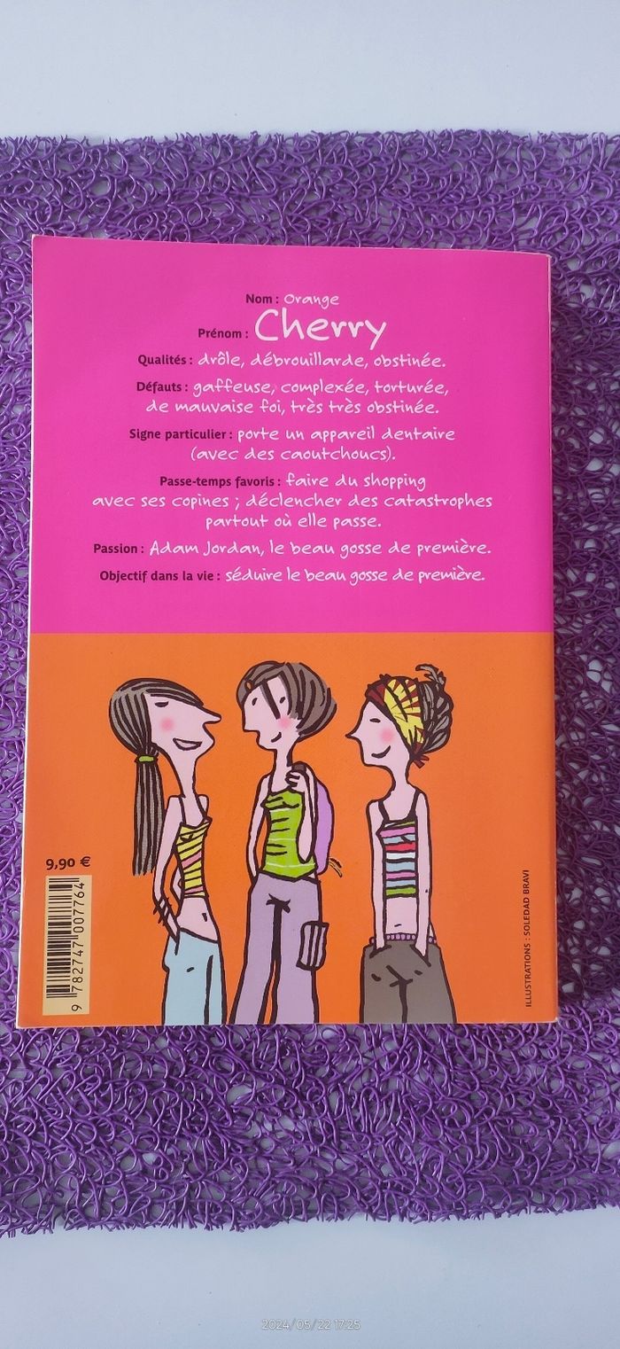 Livre " Cherry" - photo numéro 2