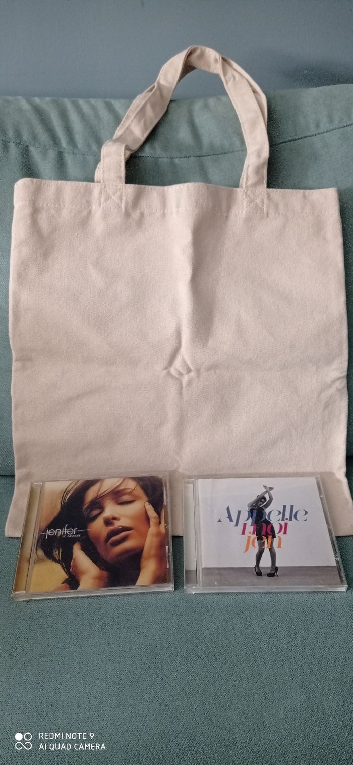 Lot albums de Jenifer et sac tissu - photo numéro 2